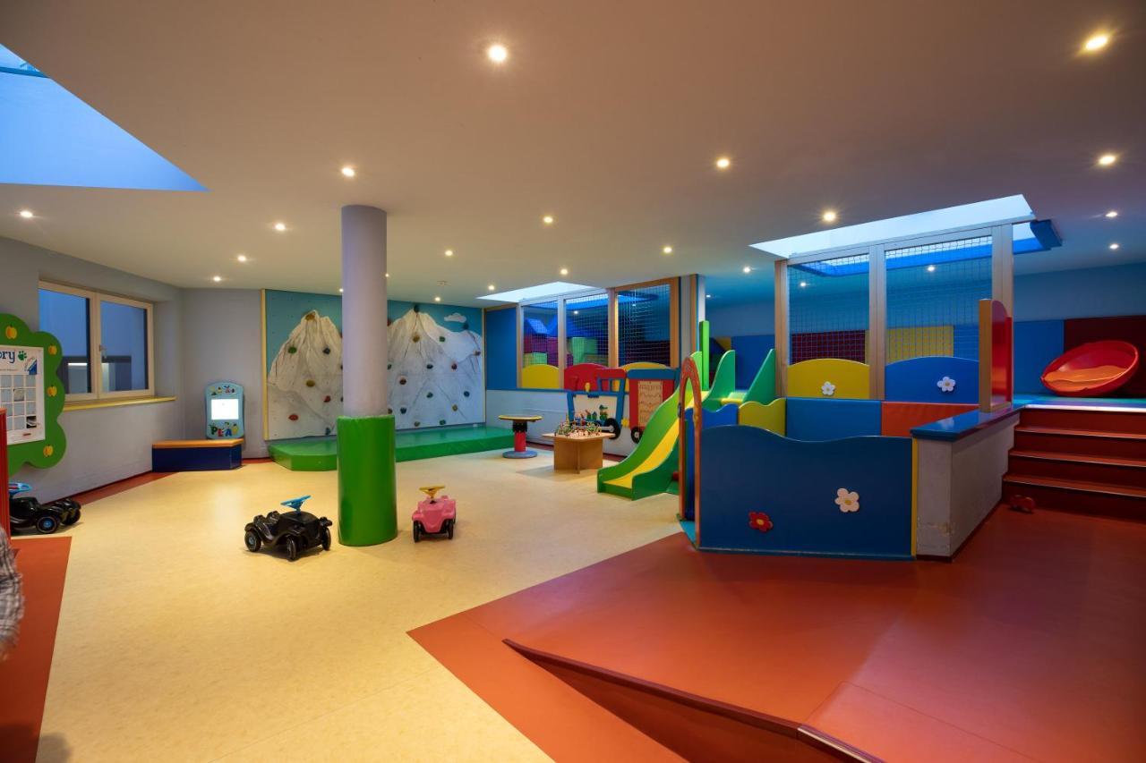 Aktiv & Wellnesshotel Zentral Prato allo Stelvio Exterior photo